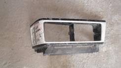 Ободок фары. Toyota Hilux Surf Toyota Master Ace Surf, YR21G Toyota Master Двигатель 3YEU