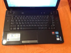 Lenovo IdeaPad Y560p. 2����, ��� 6 ��, ���� 1 000���, WiFi, Bluetooth, ����������� �� 3��. ����