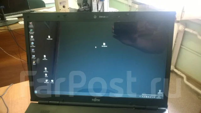 Fujitsu AMILO Li 3910. 1,8����, ��� 4 ��, ���� 150���, WiFi: 1, Bluetooth: 1 ����