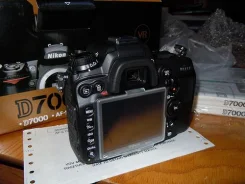 Nikon D7000 Body. 20 � ����� ��, ���: 14� � ����� ����