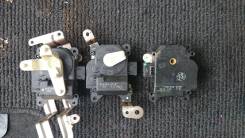 Сервопривод заслонок печки. Honda: Civic Hybrid, CR-V, Civic Ferio, Civic, Stream, Element Двигатели: LDA1, D17A, D17A2, D17A8, D14Z5, D17Z1, D15Y4, D...