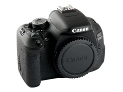 Canon EOS 600D Body. 15 - 19.9 ��