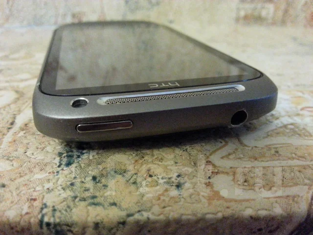HTC Desire S. �/� ����