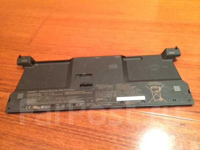 Sony VAIO Duo 11. 11.6", 1,9����, ��� 8 ��, ���� 256���, WiFi: 1, Bluetooth: 1, ����������� �� 8��. ����