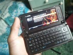 Nokia E90. �/� ����