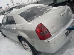 Chrysler 300C ����
