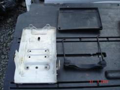 Крепление аккумулятора. Suzuki Escudo, TL52W Двигатель J20A