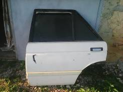 Дверь боковая. Nissan Sunny, B12