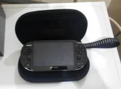 Sony PlayStation Vita ����