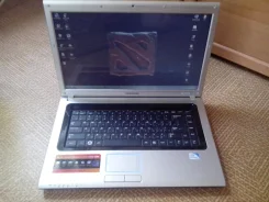 Samsung R520. 2,0����, ��� 2048 ��, ���� 4���, WiFi, Bluetooth, ����������� �� 5��. ����