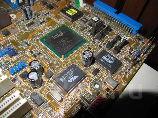 Intel Pentium 4 524 ����
