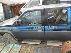 Кабина. Nissan Datsun, BMD21 Двигатель TD27