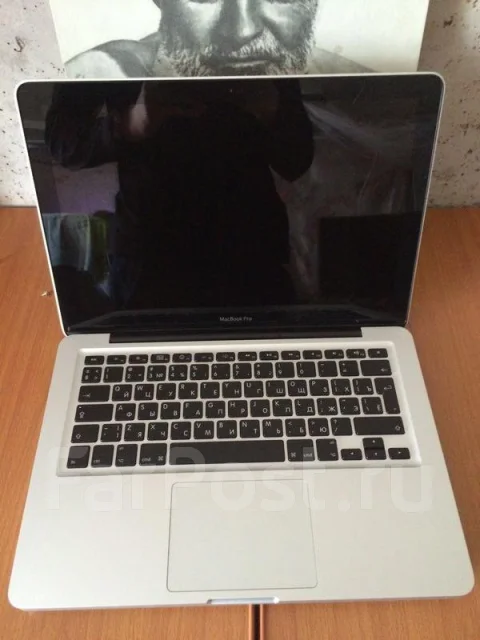 Apple MacBook Pro 13 2009 Mid MB990. 2,6����, ��� 4 ��, ���� 512���, WiFi: 1, Bluetooth: 1, ����������� �� 7��. ����
