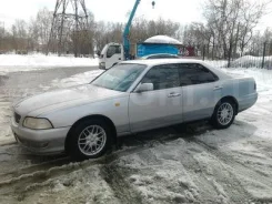Nissan Leopard. 33 ����
