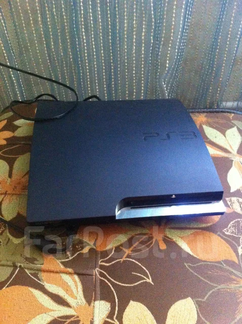 Sony PlayStation 3 Slim ����