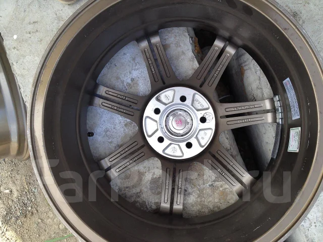 YST X-17. 7.0x17", 5x100, ET48. ��� ����� �� ������������ ����