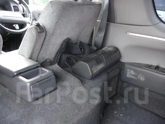 Mazda Proceed Marvie. UVL6R, WLT ����