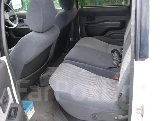 Mazda Proceed Marvie. UVL6R, WLT ����