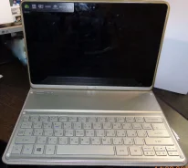 Acer Iconia. 1,5����, ��� 4 ��, ���� 64���, WiFi, Bluetooth, ����������� �� 8��. ����