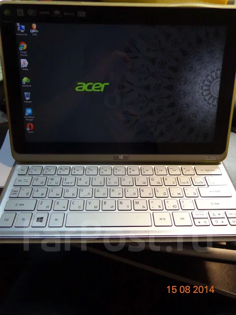Acer Iconia. 1,5����, ��� 4 ��, ���� 64���, WiFi: 1, Bluetooth: 1, ����������� �� 8��. ����