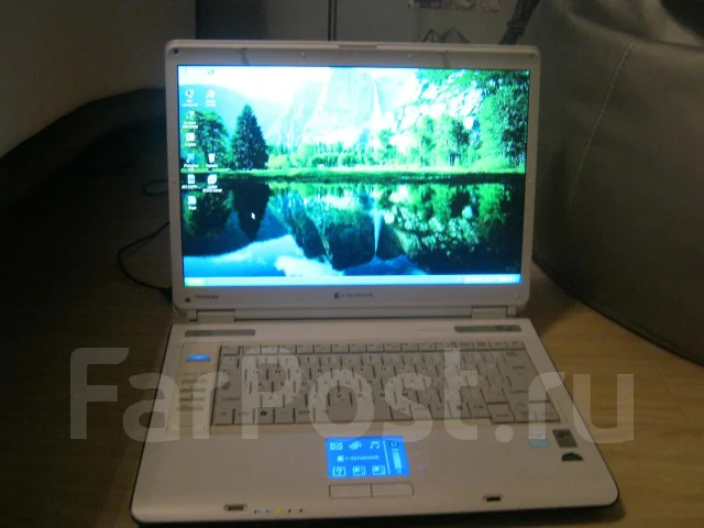 Toshiba Dynabook SS. 1,4����, ��� 1024 ��, ���� 100���, WiFi: 1, ����������� �� 1��. ����