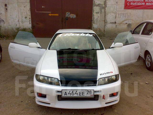 Передний бампер r33