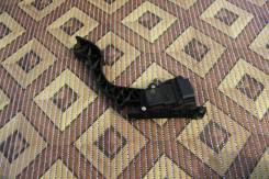 Педаль газа. Ford Focus, CB4 Двигатели: AODA, AODB, ASDA, ASDB, HWDA, HWDB, HXDA, HXDB, KKDA, KKDB, QQDB, SHDA, SHDB, SHDC, SIDA, 1600