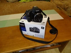 Sony Cyber-shot DSC-HX200V. 15 - 19.9 ��, ���: 14� � ����� ����