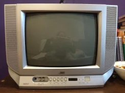 JVC. ������ 20" CRT (���)