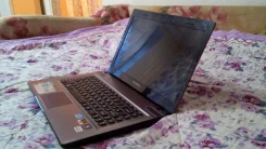 Lenovo IdeaPad Y470. 2,9����, ��� 4 ��, ���� 750���, WiFi, Bluetooth, ����������� �� 4��. ����