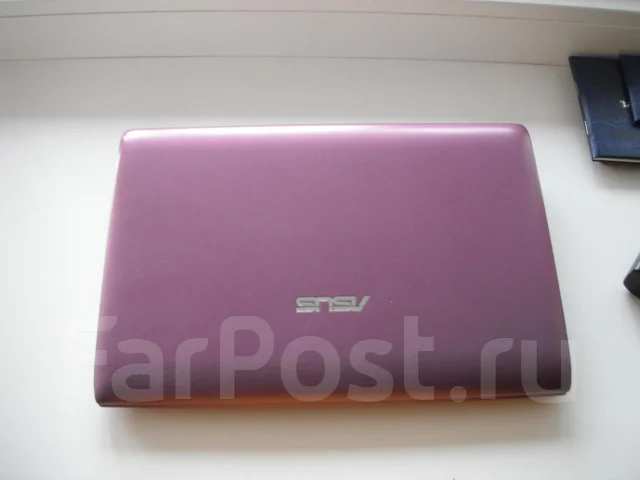 ASUS Eee PC 1025CE. 1,9����, ��� 2048 ��, ���� 500���, WiFi: 1, Bluetooth: 1, ����������� �� 4��. ����