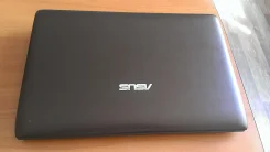 ASUS Eee PC 1025C. 1,8����, ��� 2048 ��, ���� 320���, WiFi, Bluetooth, ����������� �� 10��. ����