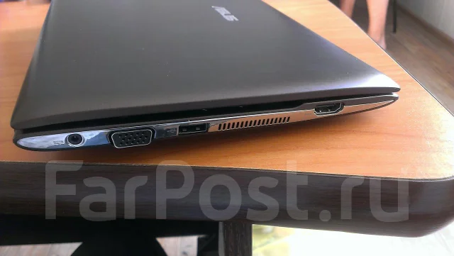 ASUS Eee PC 1025C. 1,8����, ��� 2048 ��, ���� 320���, WiFi: 1, Bluetooth: 1, ����������� �� 10��. ����