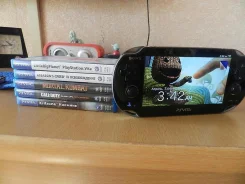 Sony PlayStation Vita ����