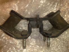 Подушка коробки передач. Lexus: GS300, IS300, GS430, IS200, GS400 Toyota: GS300, Altezza, Aristo, IS300, IS200 Двигатели: 2JZGE, 2JZGTE