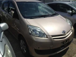 Toyota Passo Sette. M502E, 3SZ ����