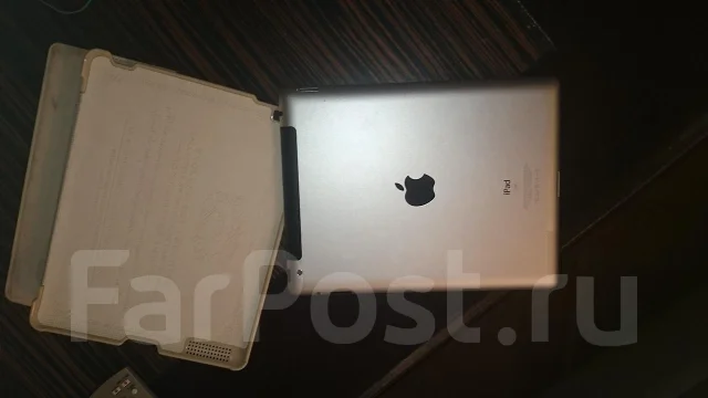 Apple iPad 2 ����