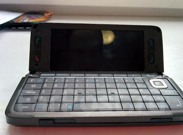 Nokia E90. �/� ����