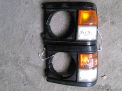 Ободок фары. Toyota Hiace