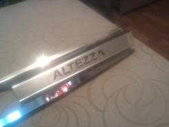 Планка радиатора. Toyota Altezza