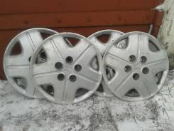 Продам колпаки R-15 оригинал на хонду. Диаметр 15", 4 шт.
