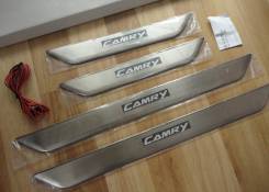 Накладка на порог. Toyota Camry
