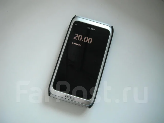 Nokia E7. �/� ����