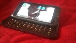 Nokia E7. �/� ����