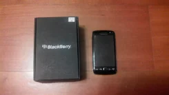 BlackBerry Torch 9860. �/�