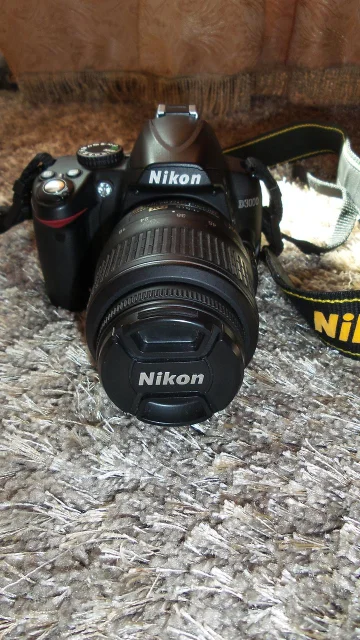 Nikon D3000 Kit. 10 - 14.9 �� ����