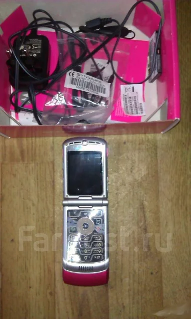 Motorola RAZR V3. �/� ����