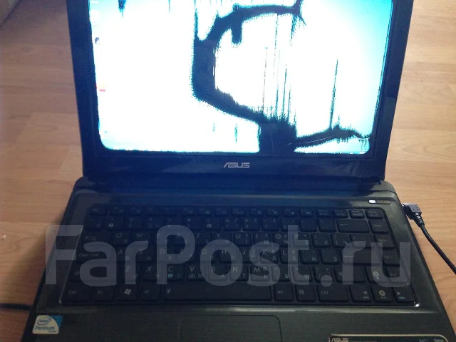 Asus A42F. ��� 2048 ��, ���� 300���, WiFi: 1, Bluetooth: 1 ����