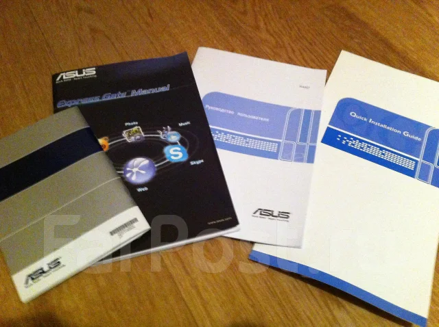 ASUS F83Vf. ���� 320���, WiFi: 1, Bluetooth: 1 ����