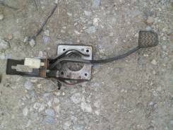 Педаль тормоза. Toyota Avensis, AZT250, AZT250L, AZT250W